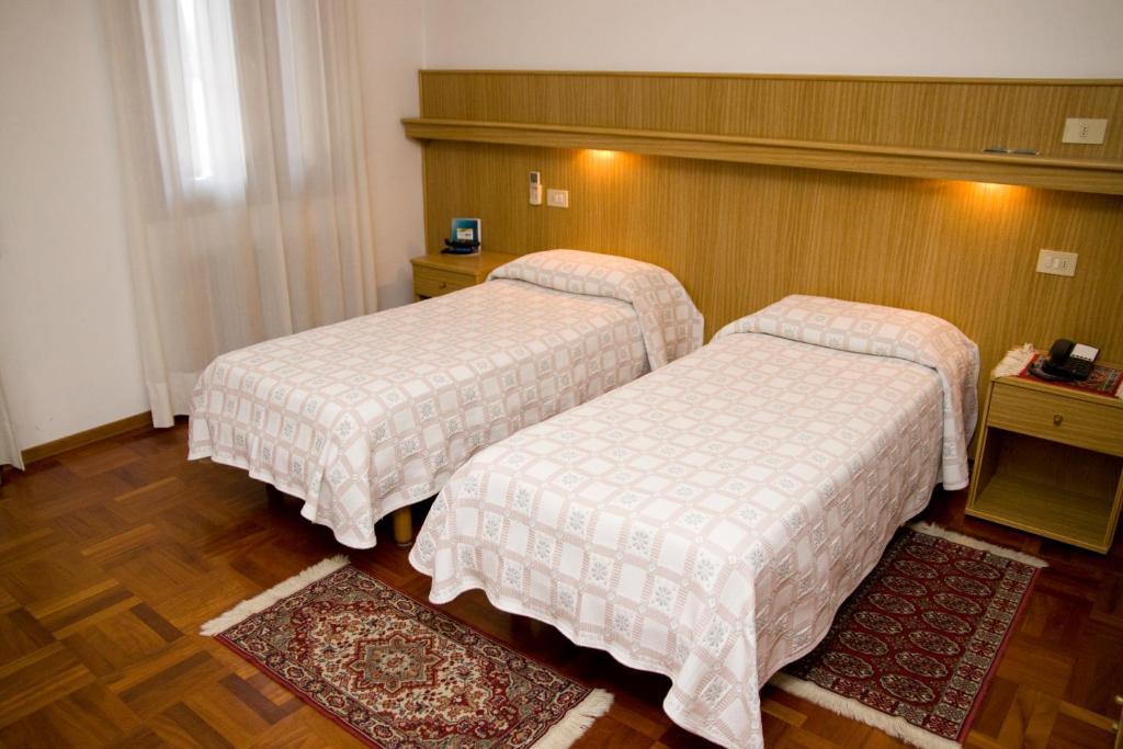 Hotel Ristorante Dotto Varago 部屋 写真